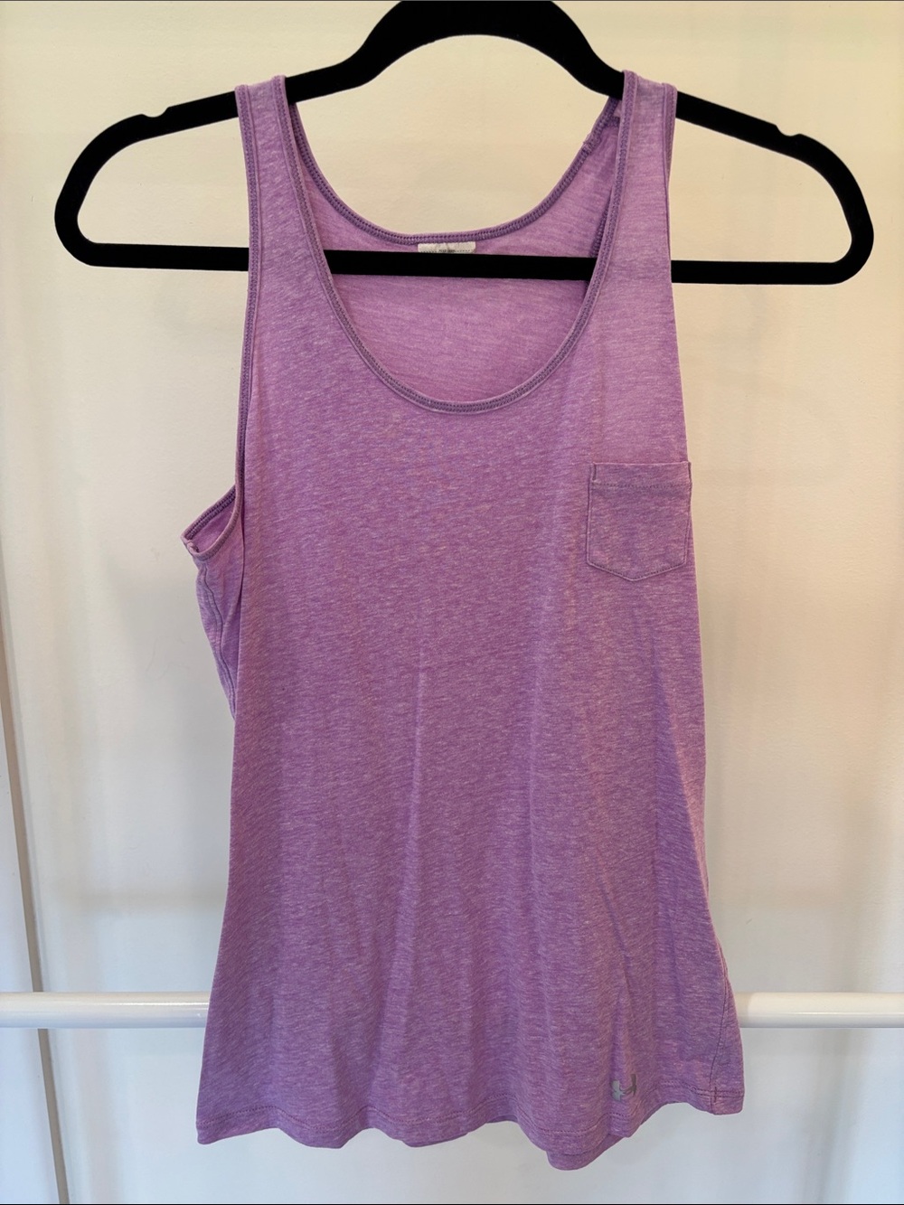 Under Armour Purple Scoop Neck Tank Top with Chest Pocket